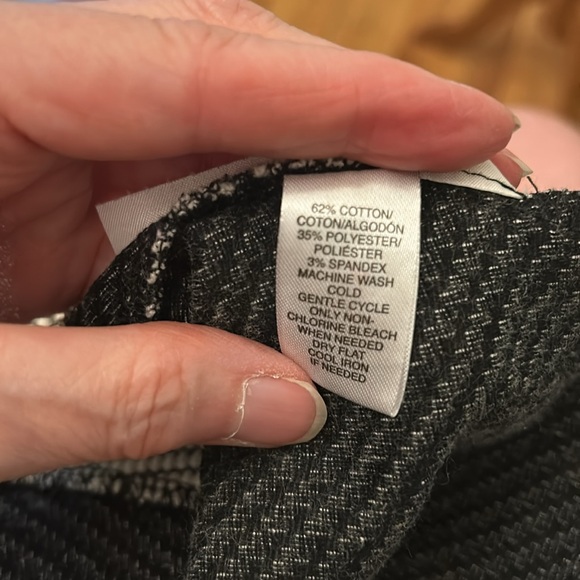 Loft black and white dress. Size 12 - Picture 5 of 5